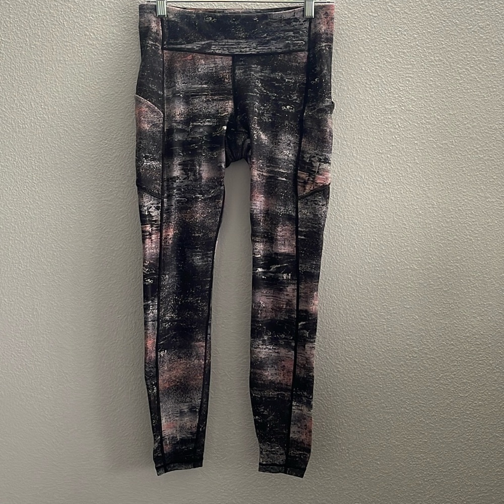 Lululemon Speed Up Mid Rise Legging Size 8